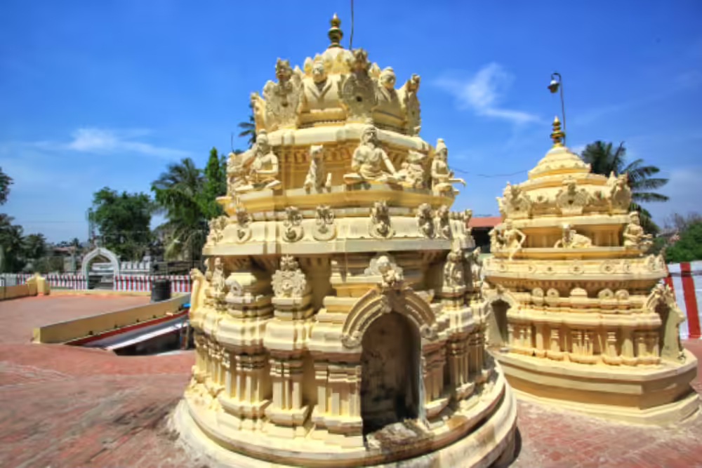 Gavi Gangadhareshwara Temple